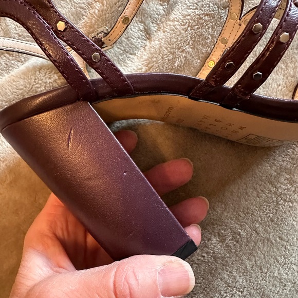 White House Black Market Wine and gold rivet 4”heal sandals. SZ 8 1/2 NWOT - Picture 7 of 7